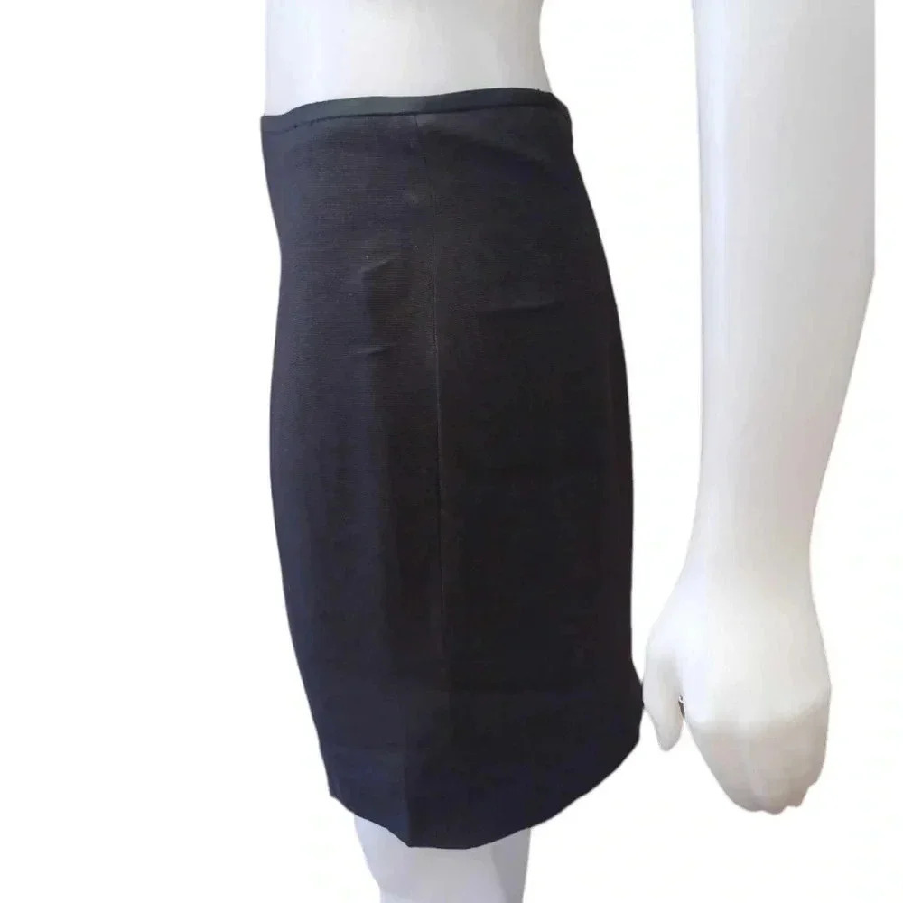 Tahari Black Lined Mini Skirt Size  10